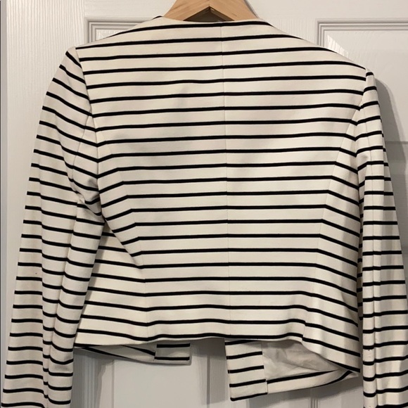 Striped cropped blazer - Picture 5 of 5